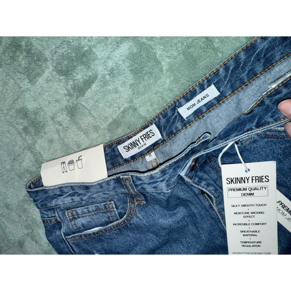 NWT Skinny Fries Denim Mom‎ Jeans Size 11 - Picture 4 of 9